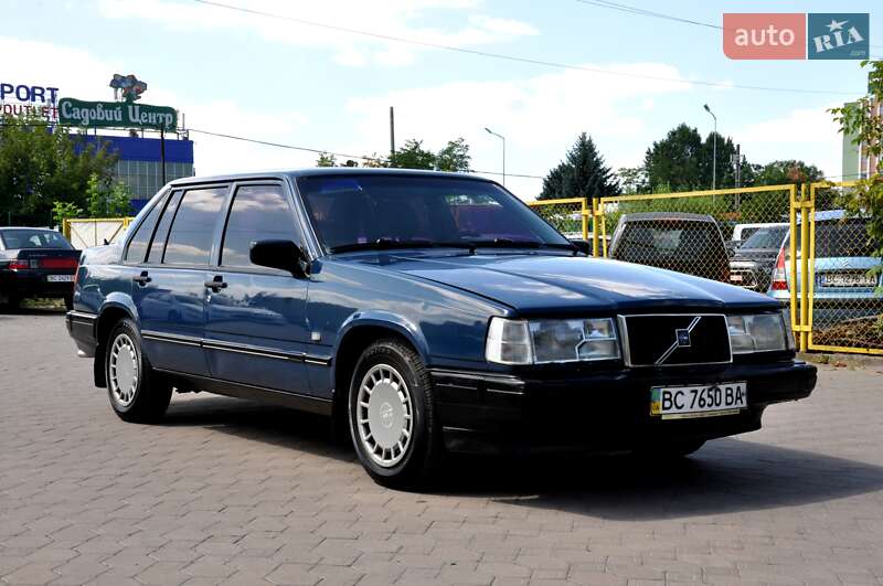 Volvo 940 (1993)