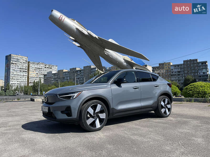 Volvo C40 recharge (2023)