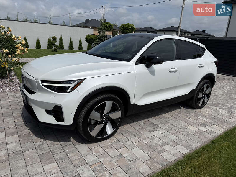 Volvo C40 recharge (2023)
