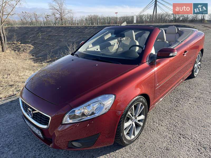 Volvo C70 (2011)