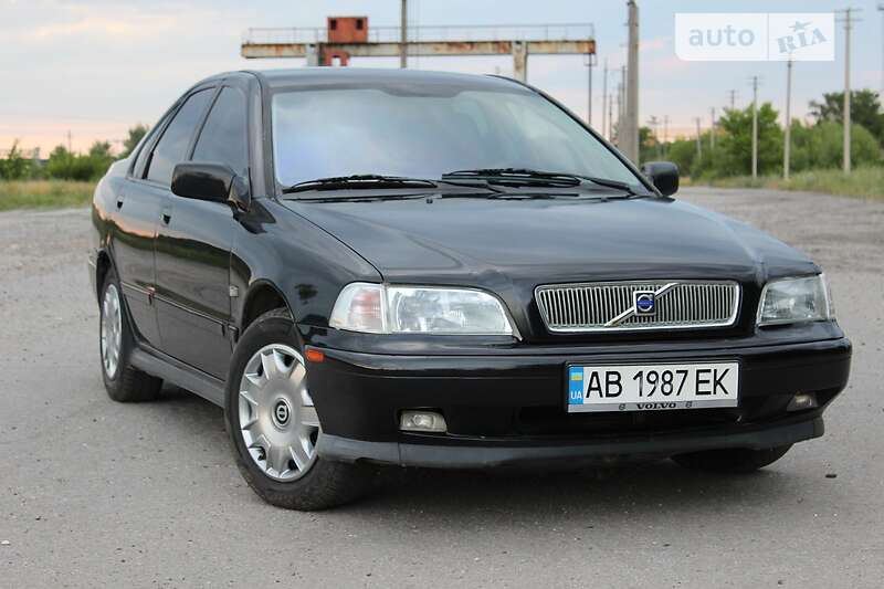 Volvo S40 (1996)