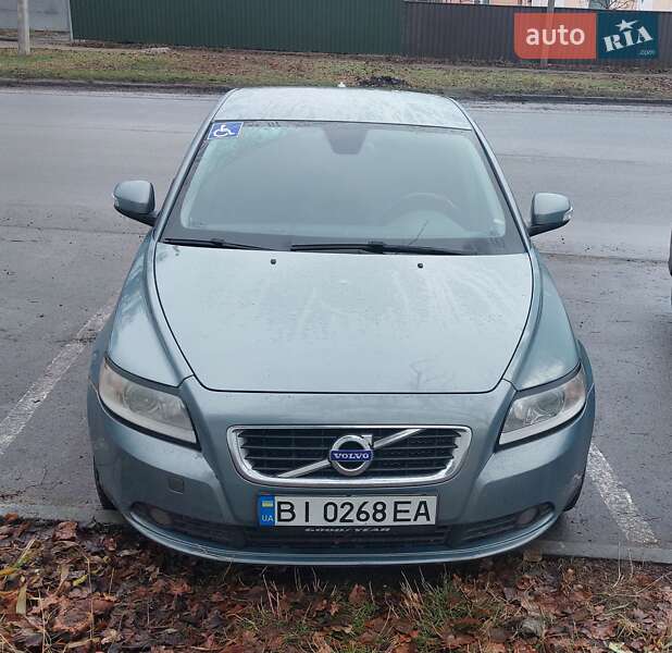 Volvo S40 (2010)