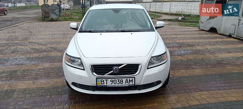 Volvo S40 (2009)