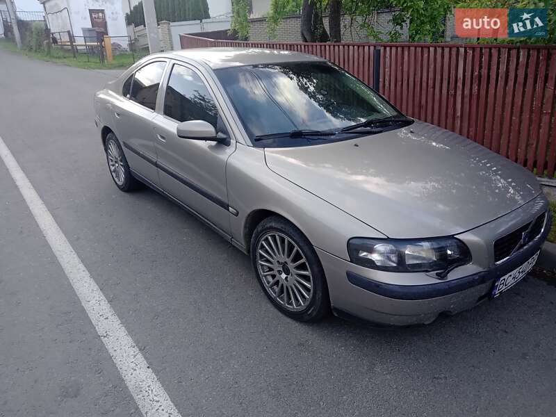 Volvo S60 (2003)