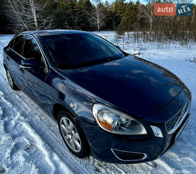 Volvo S60 (2010)