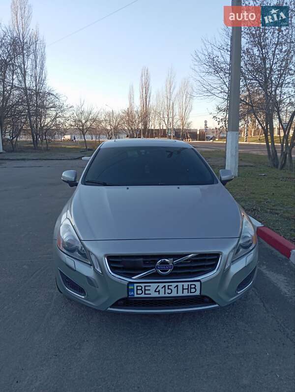 Volvo S60 (2013)