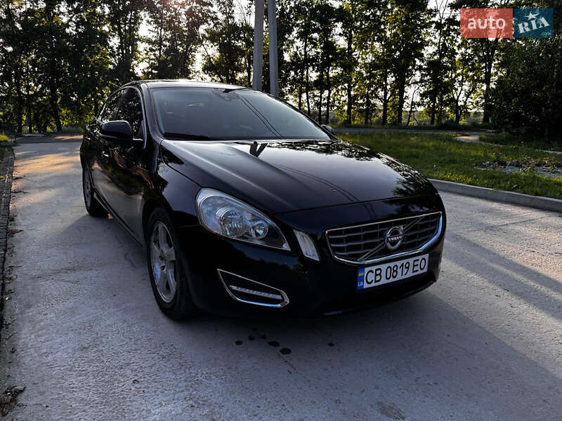 Volvo S60 (2011)