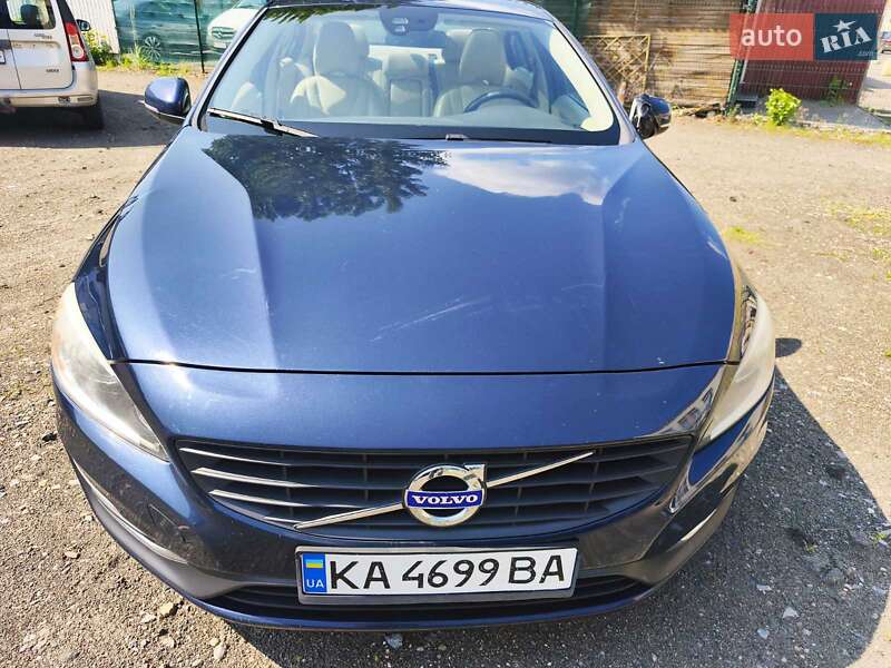 Volvo S60 (2013)