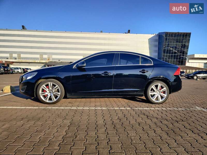 Volvo S60 (2011)