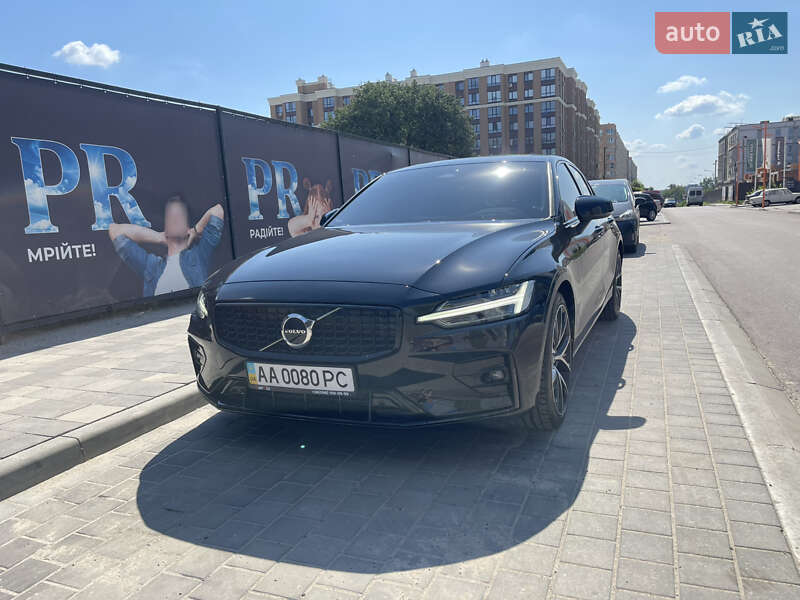 Volvo S60 (2024)