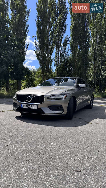Volvo S60 (2020)