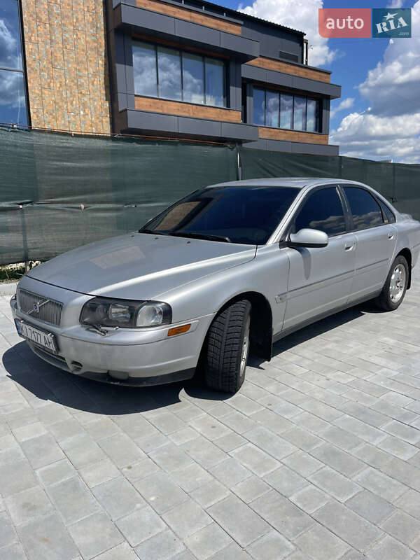 Volvo S80 (2002)