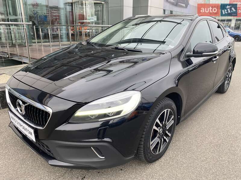 Volvo V40 cross country (2019)
