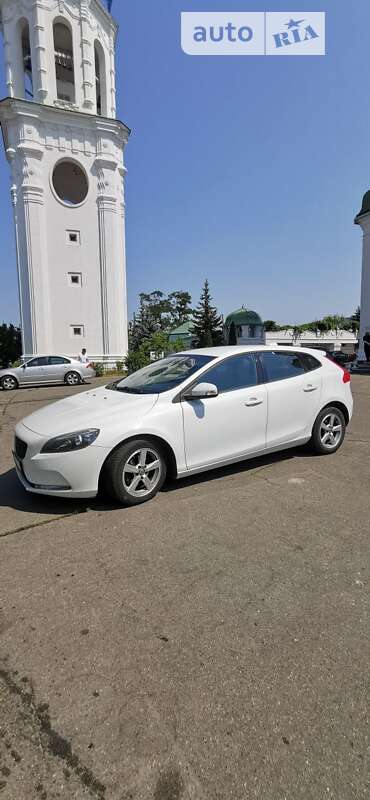 Volvo V40 (2014)