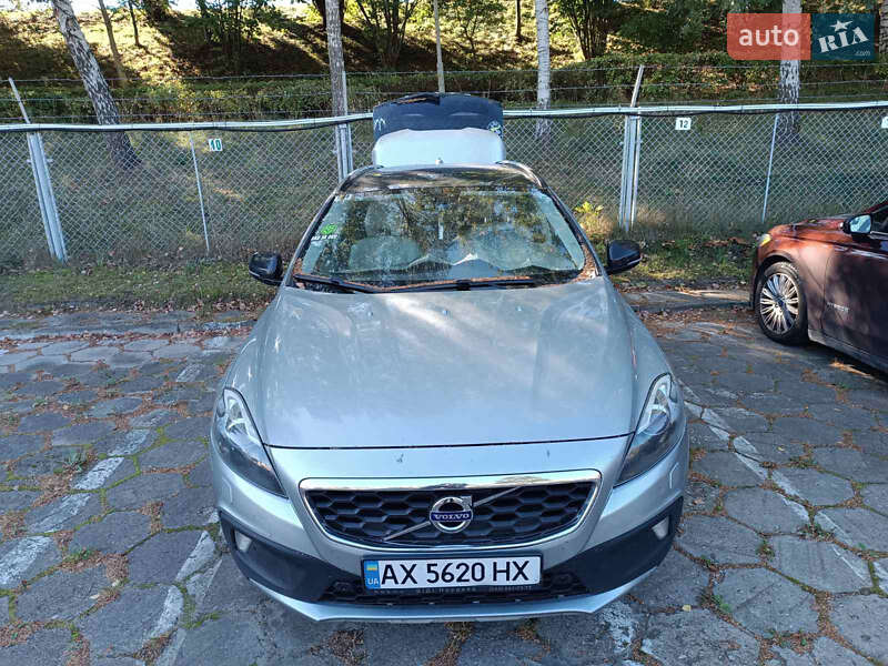 Volvo V40 (2015)