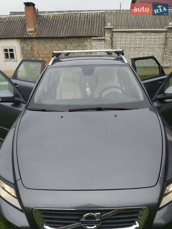 Volvo V50 (2012)