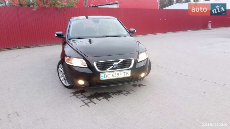 Volvo V50 (2007)