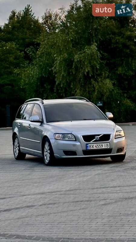 Volvo V50 (2010)