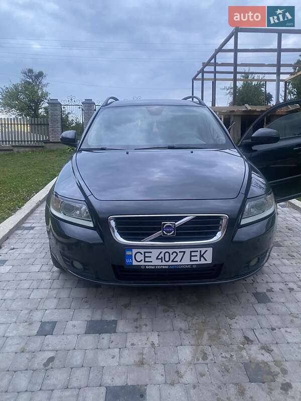 Volvo V50 (2010)