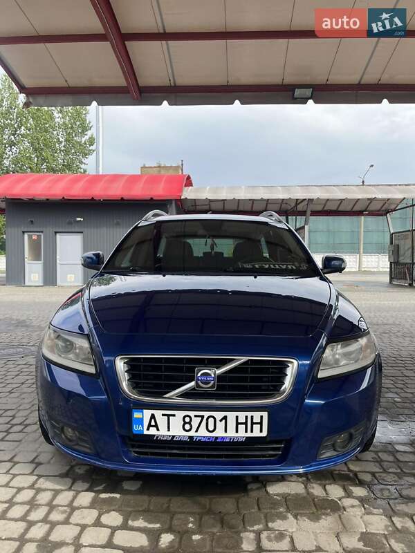Volvo V50 (2008)