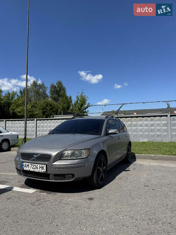 Volvo V50 (2005)
