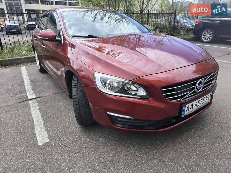 Volvo V60 (2014)