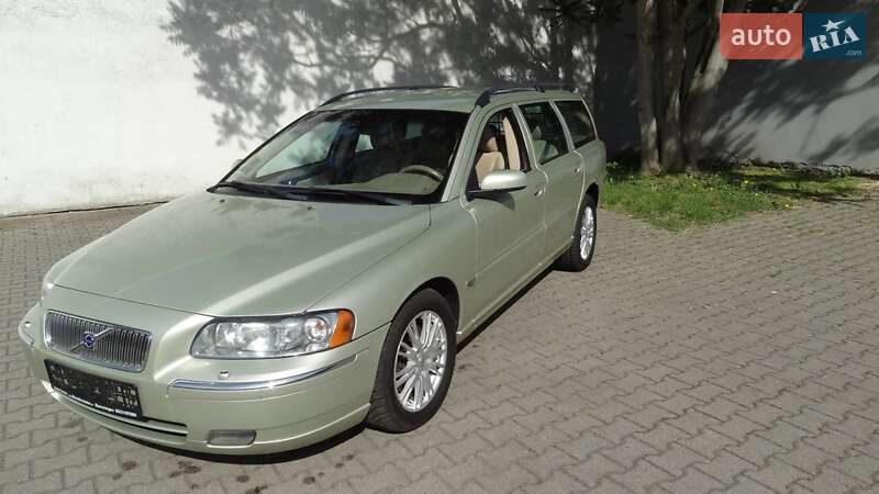 Volvo V70 (2005)