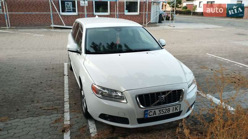 Volvo V70 (2010)