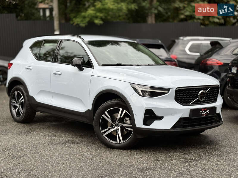 Volvo Xc40 (2023)