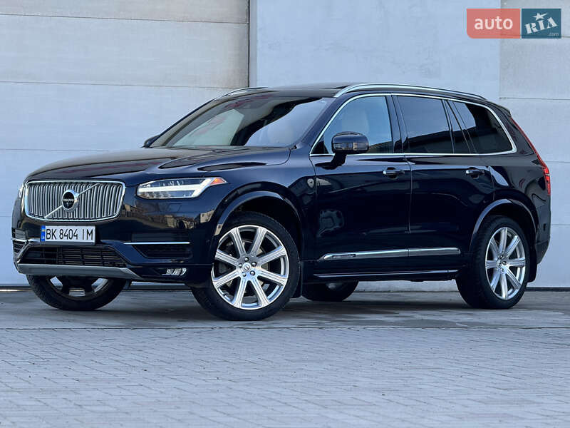 Volvo Xc90 (2017)