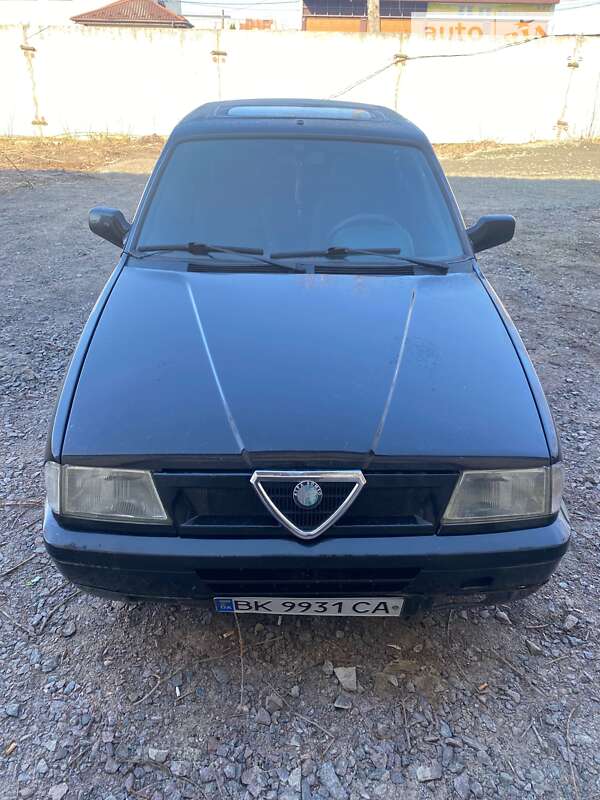 Alfa-romeo 33 (1994)