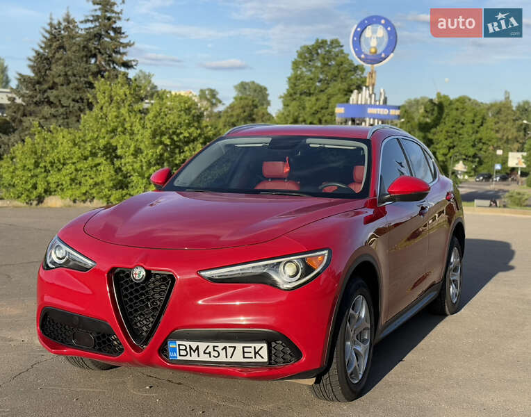 Alfa romeo Stelvio (2018)