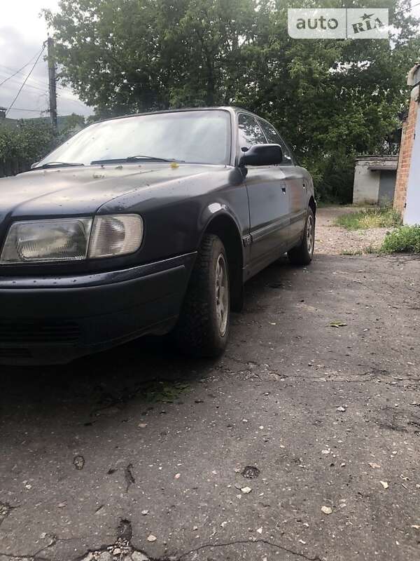 Audi 100 (1992)