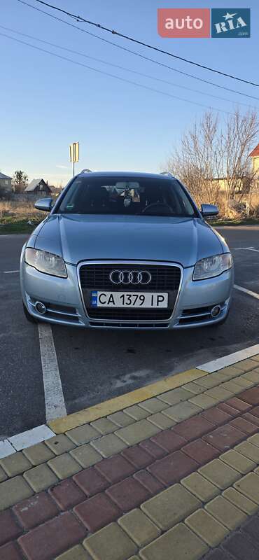 Audi A4 (2004)
