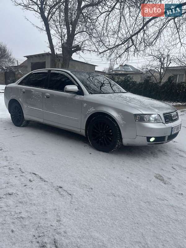 Audi A4 (2003)