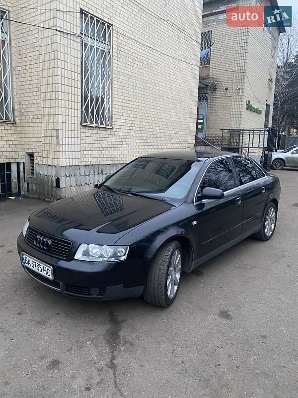 Audi A4 (2003)