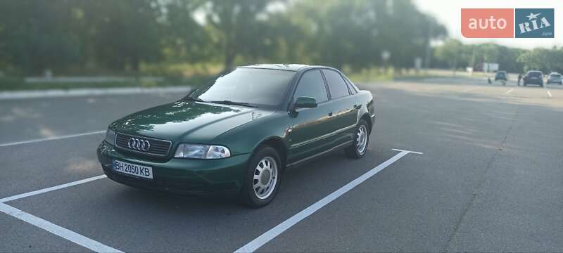 Audi A4 (1997)