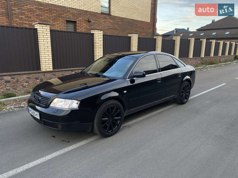 Audi A6 (2000)