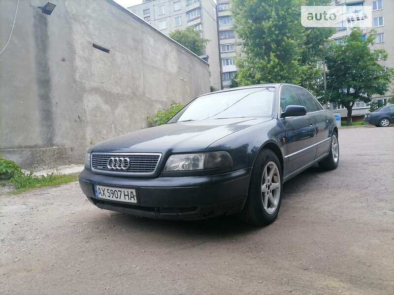 Audi A8 (1998)