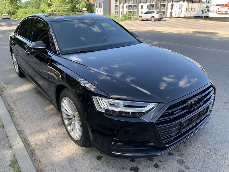Audi A8 (2021)