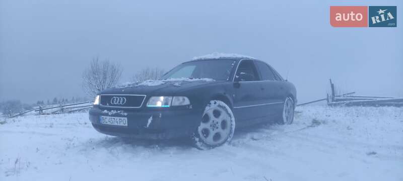 Audi A8 (1998)