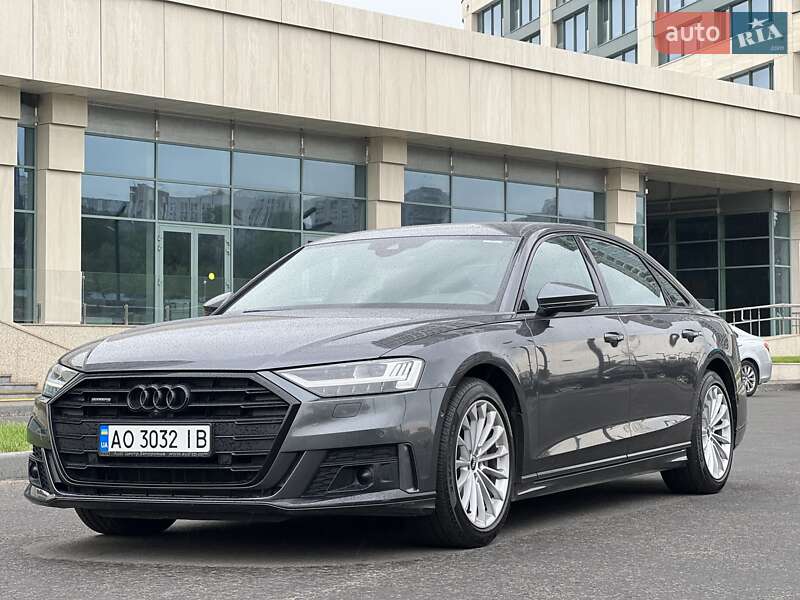 Audi A8 (2021)