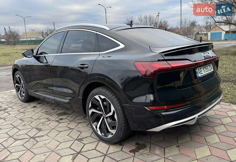Audi E-tron sportback (2021)