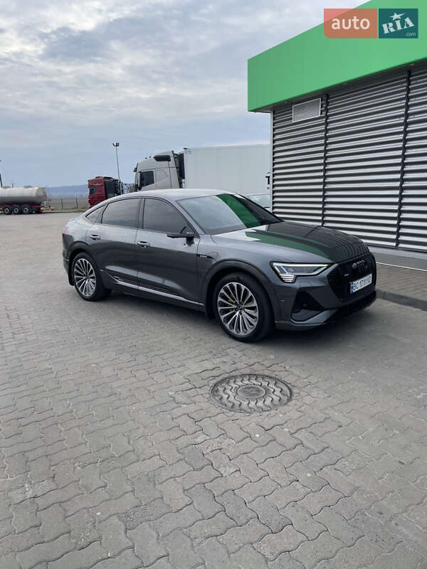 Audi E-tron sportback (2021)
