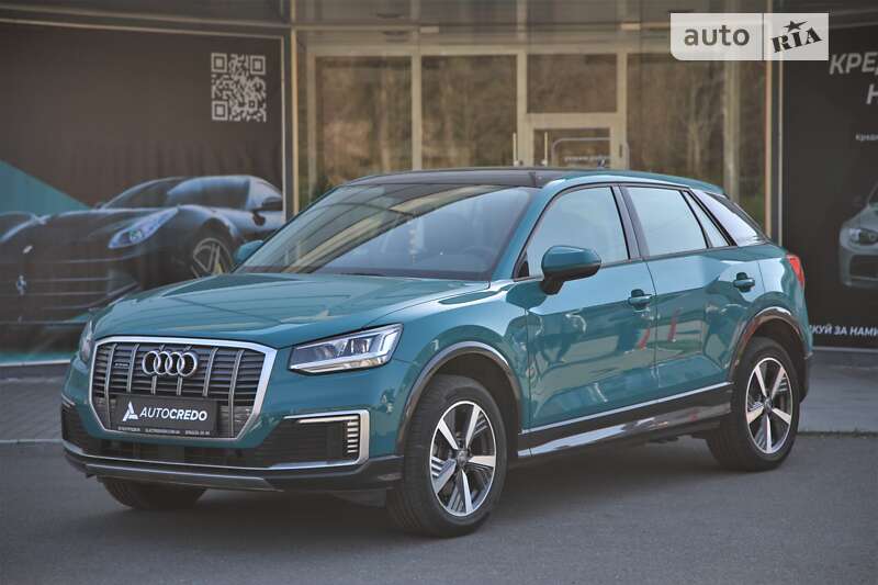 Audi Q2l e-tron (2021)