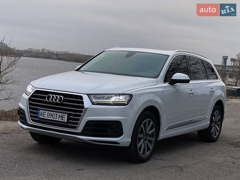 Audi Q7 (2017)