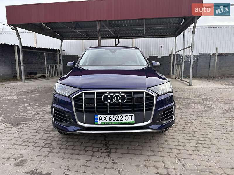 Audi Q7 (2023)