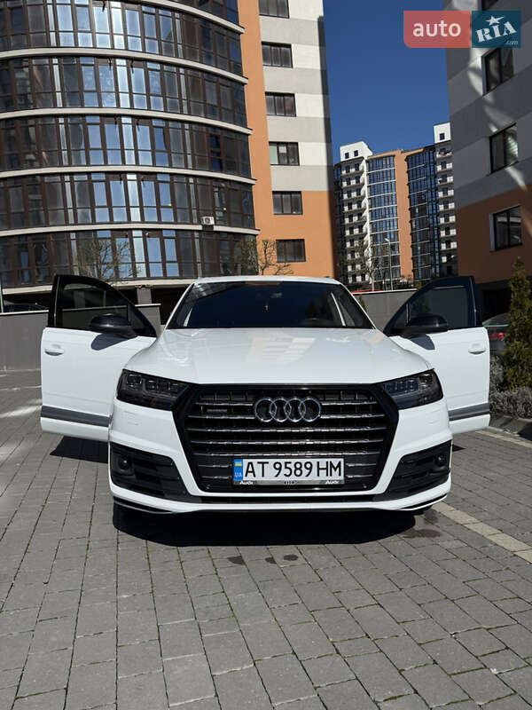 Audi Q7 (2015)