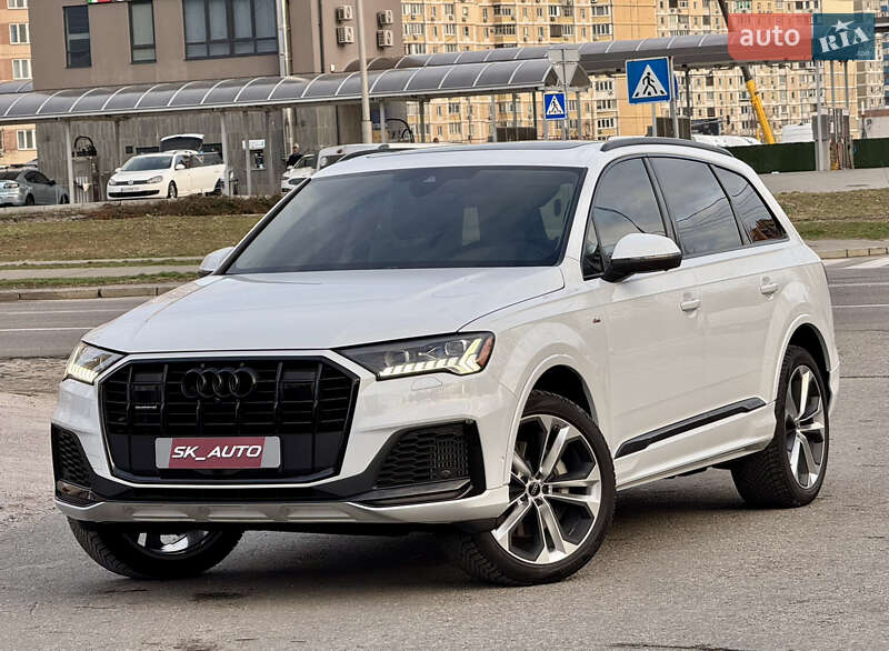 Audi Q7 (2023)