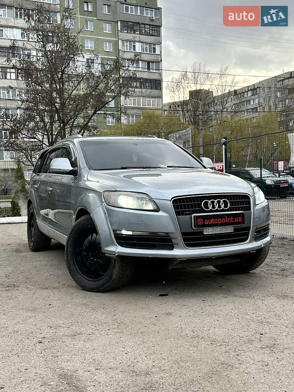 Audi Q7 (2006)